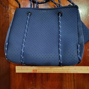 Ahdorned Medium Tote